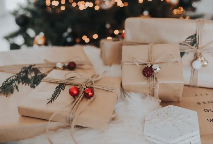 Top 8 Luxury Gift Ideas That Will Delight Any Interior Design Enthusiast