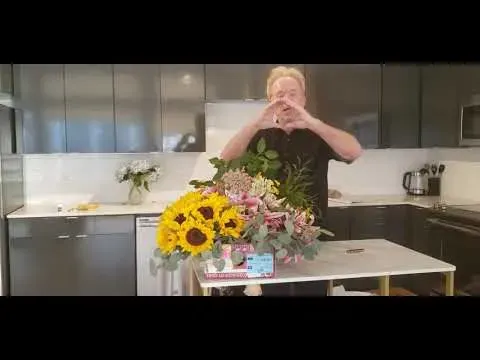 Free Online Floral Design Classes w& Michaels Flower Garden