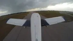 Airplane Crosswind Landings